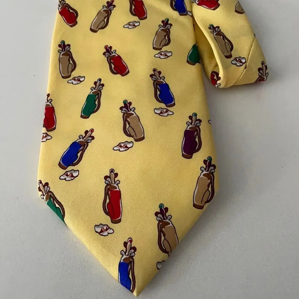 Alynn Golf Clubs Neckwear “Bags & Shoes” Tie 🏌️